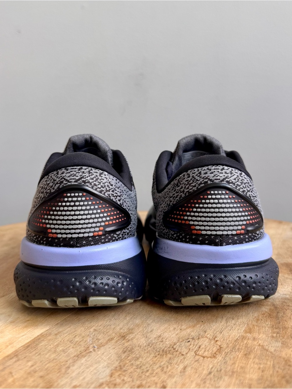 Brooks Ghost 16 Womens Running Shoes Black Grey Lavender 1204071B093 Size 9 - Picture 6 of 12